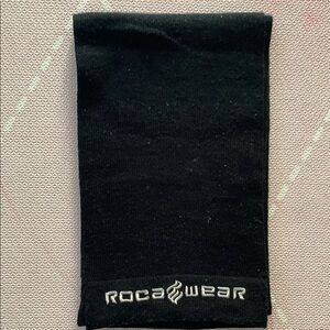 Roca wear Knit Scarf